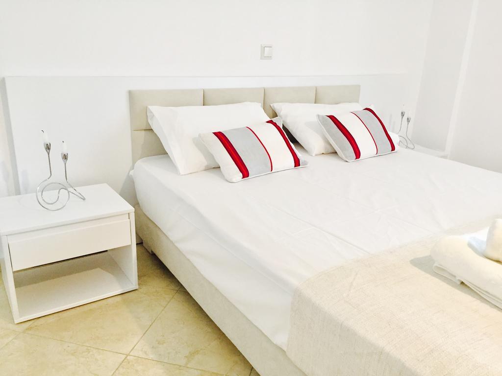 Sea And Sun Apartments Sarandë Kamer foto