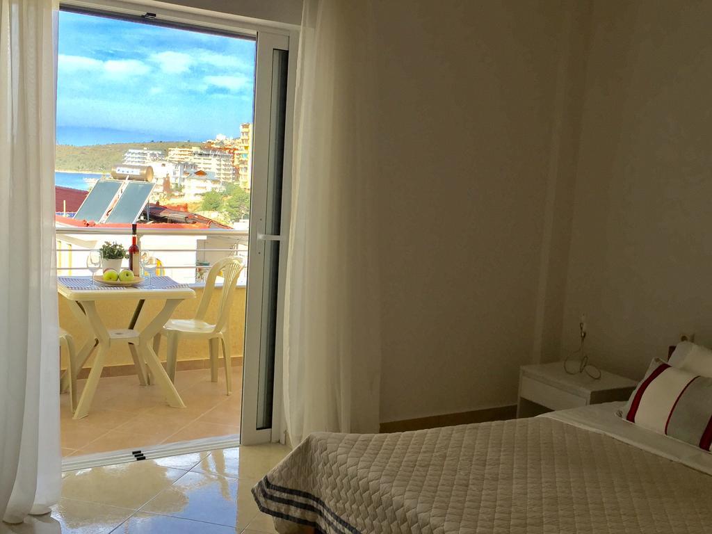 Sea And Sun Apartments Sarandë Buitenkant foto