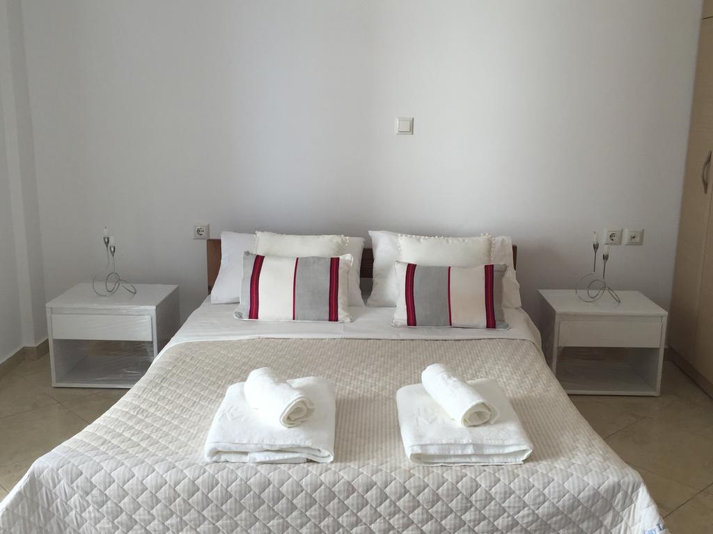 Sea And Sun Apartments Sarandë Buitenkant foto