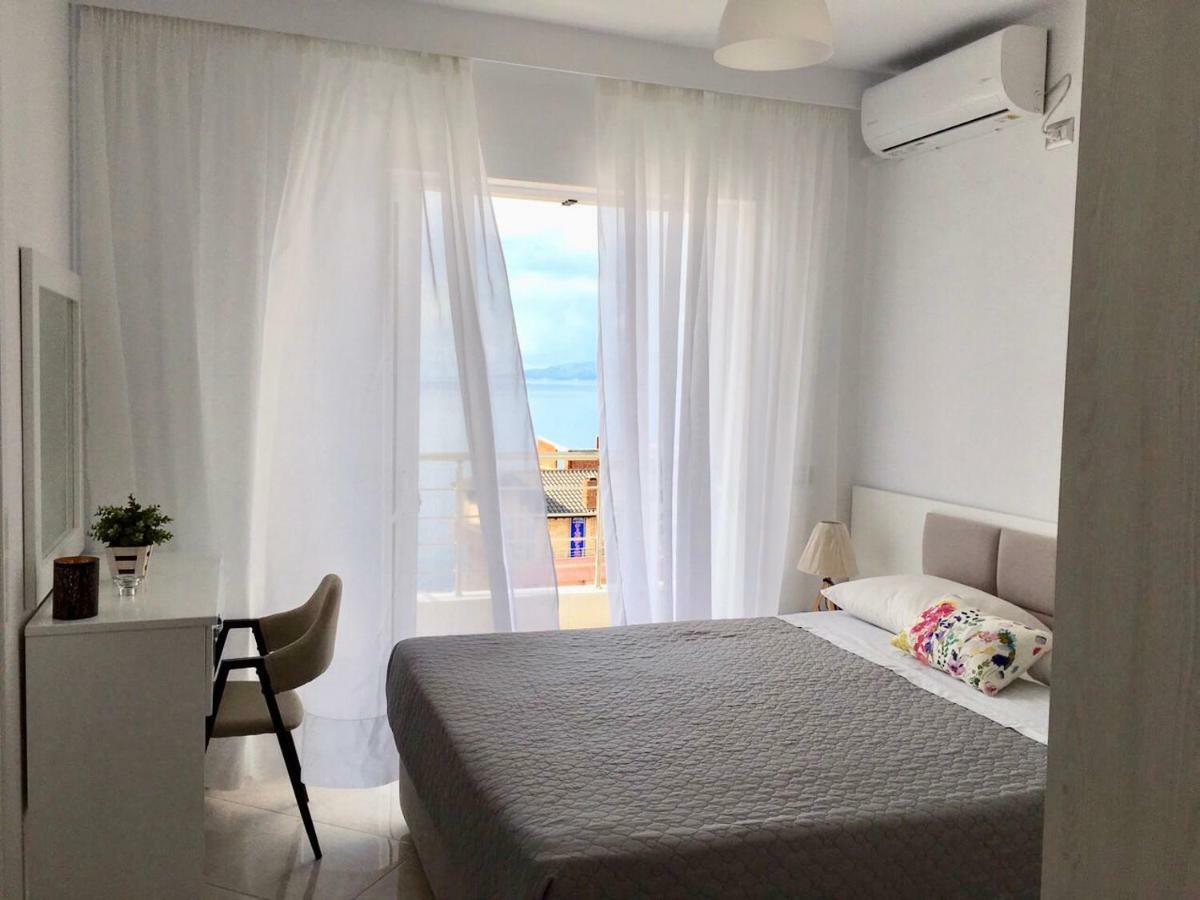 Sea And Sun Apartments Sarandë Buitenkant foto